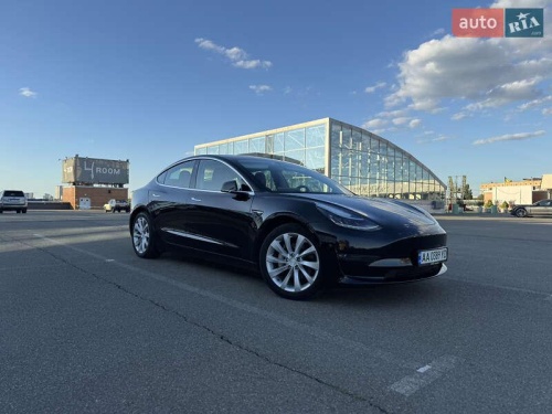 Tesla Model 3 2019
