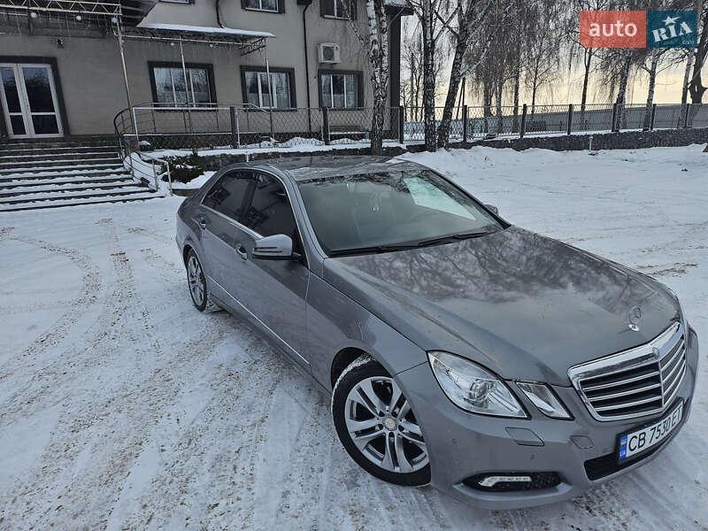 Mercedes-Benz E-Class 2010