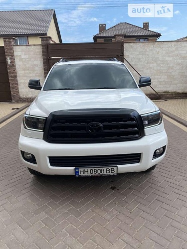 Toyota Sequoia 2014