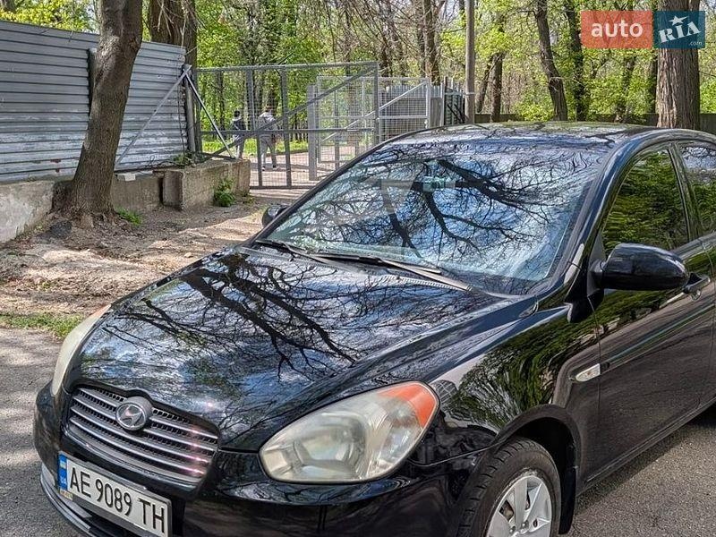 Hyundai Accent 2010
