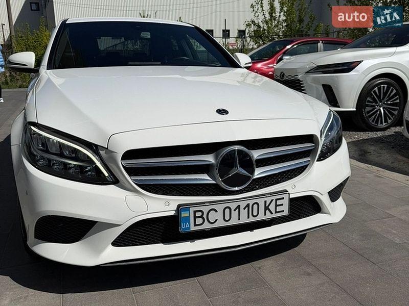 Mercedes-Benz C-Class 2020