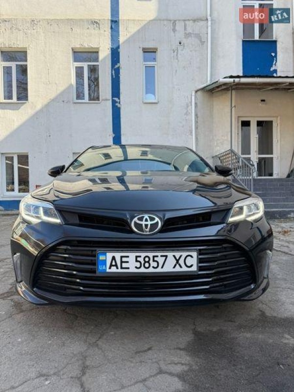 Toyota Avalon 2015