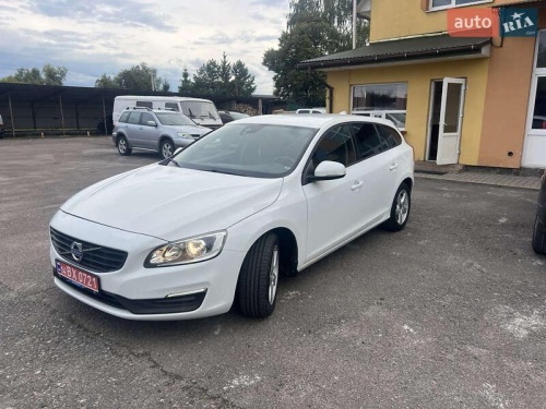Volvo V60 2015