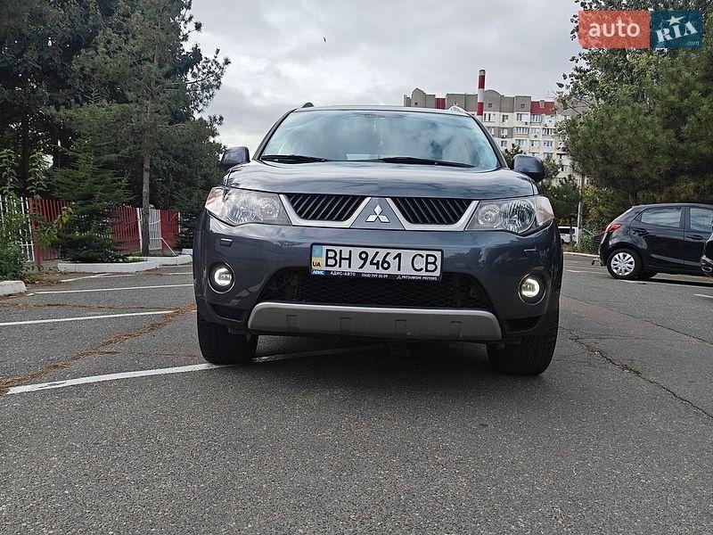 Mitsubishi Outlander XL 2008