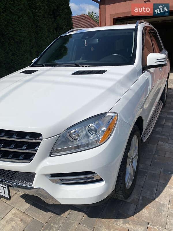 Mercedes-Benz M-Class 2015