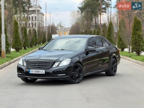 Mercedes-Benz E-Class 2011