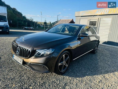 Mercedes-Benz E-Class 2016