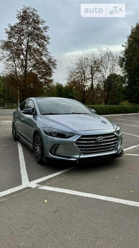 Hyundai Elantra 2016