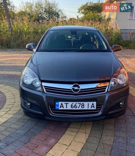 Opel Astra 2010