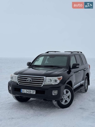 Toyota Land Cruiser 2013