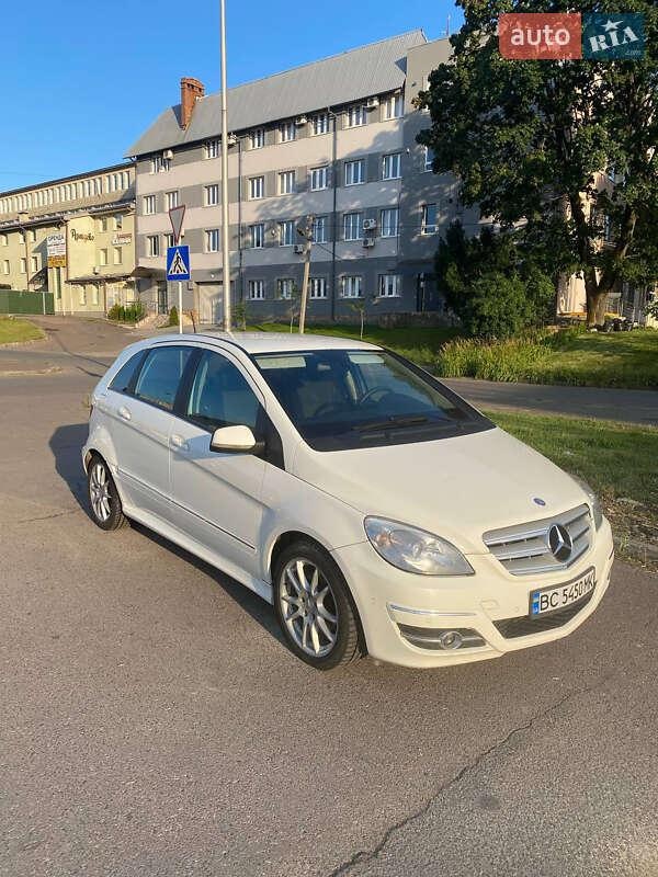 Mercedes-Benz B-Class 2010