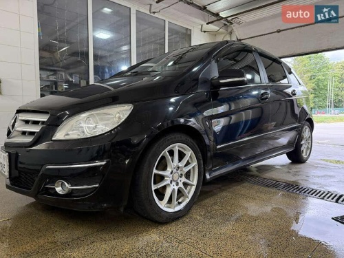 Mercedes-Benz B-Class 2010