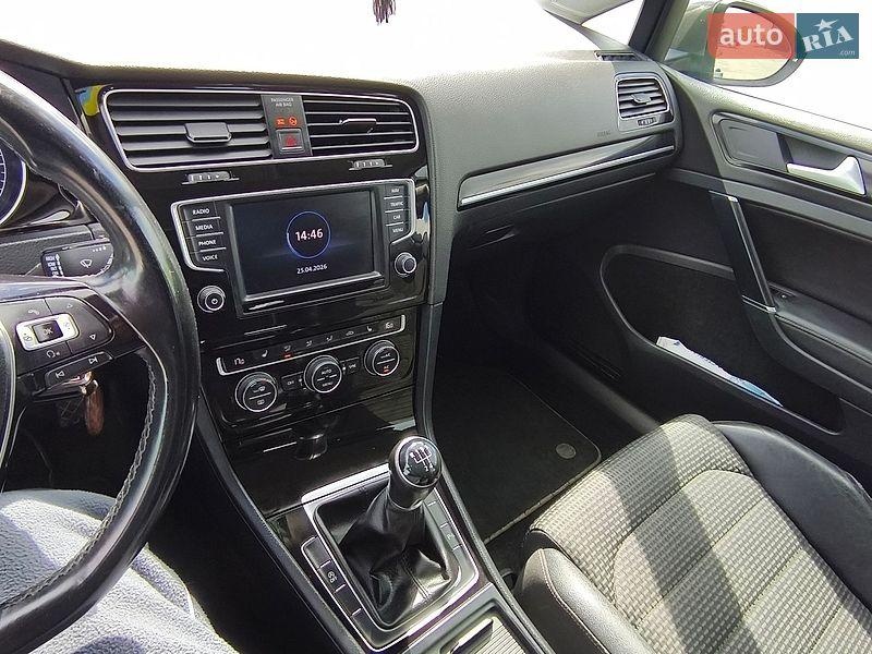 Volkswagen Golf 2016
