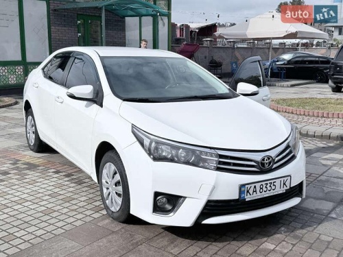 Toyota Corolla 2015