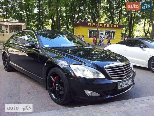 Mercedes-Benz S-Class 2008