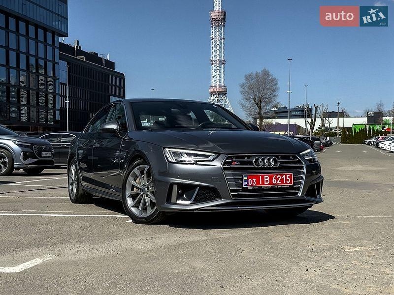 Audi A4 2019