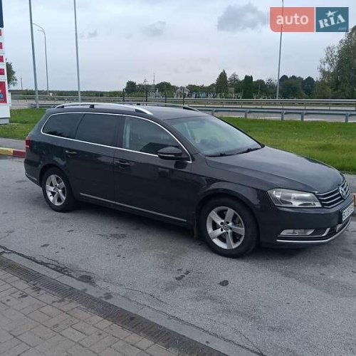 Volkswagen Passat 2011