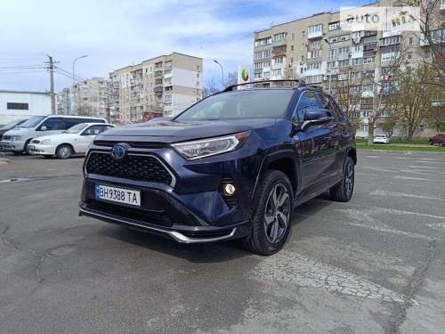 Toyota RAV4 2021