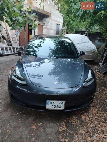 Tesla Model 3 2018