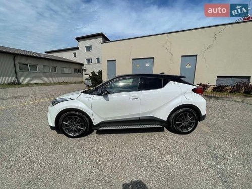 Toyota C-HR 2017