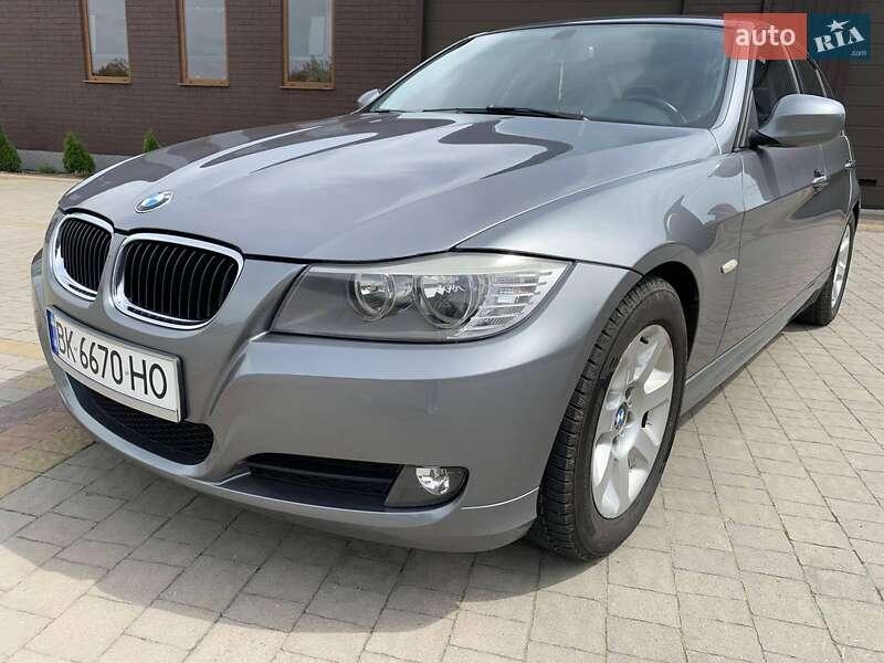 BMW 3 Series 2009
