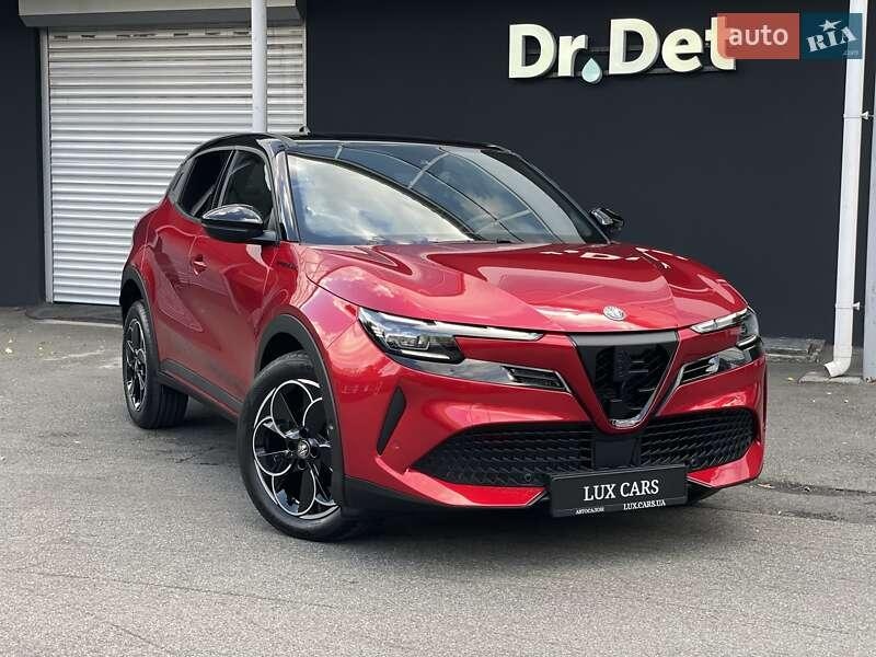 Alfa Romeo Junior 2024
