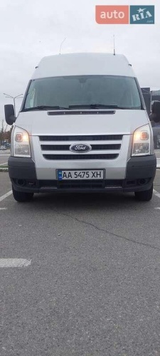 Ford Transit 2011