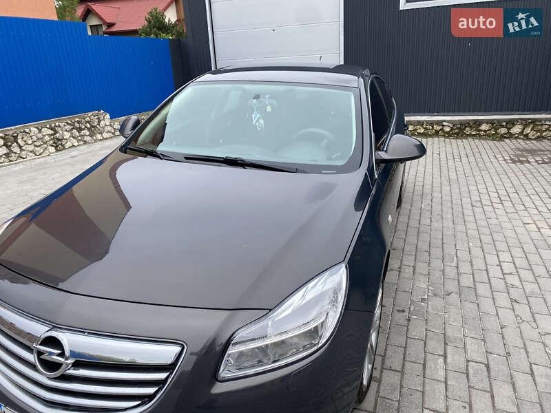 Opel Insignia 2012