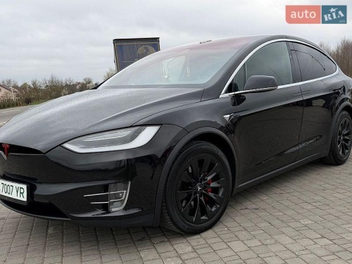 Tesla Model X 2018