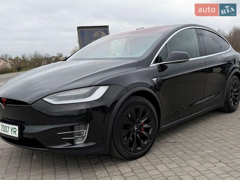 Tesla Model X 2018