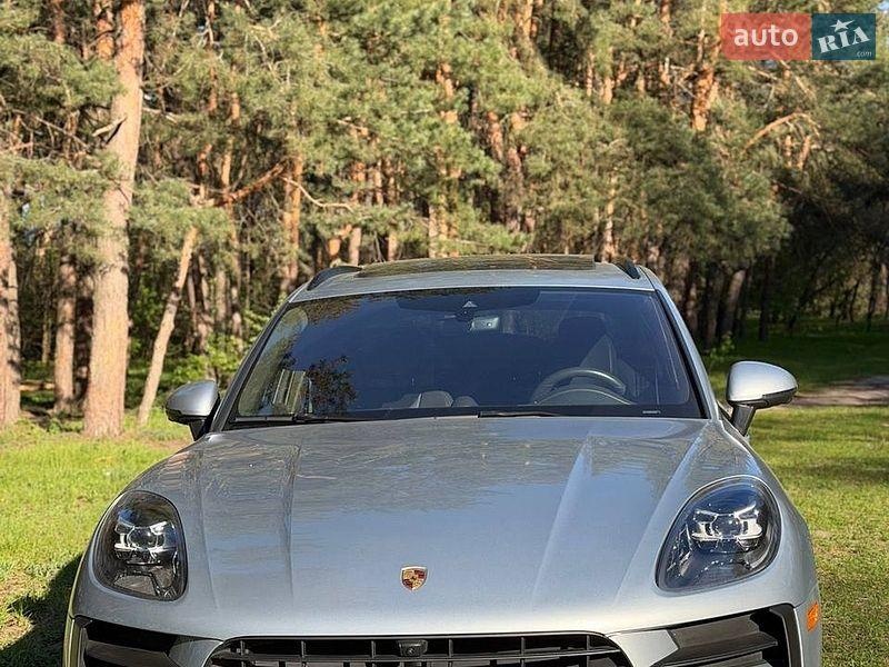 Porsche Macan 2021
