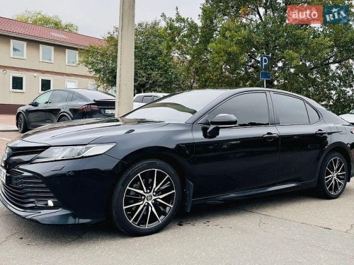 Toyota Camry 2018