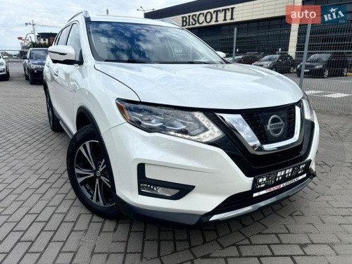 Nissan Rogue 2018