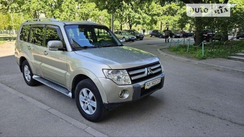 Mitsubishi Pajero Wagon 2008