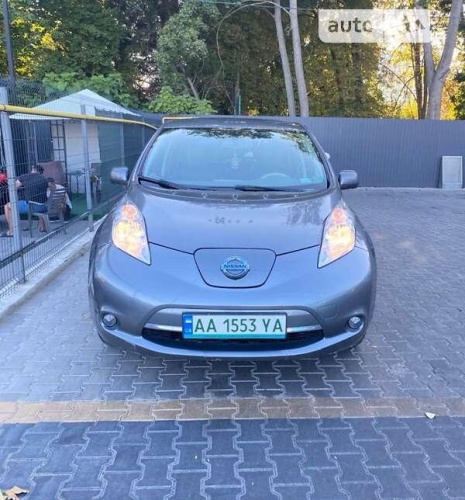 Nissan Leaf 2014