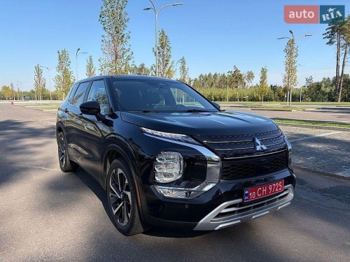 Mitsubishi Outlander 2022