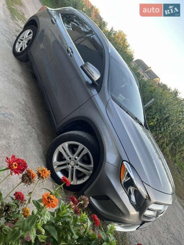 Mercedes-Benz GLA-Class 2015