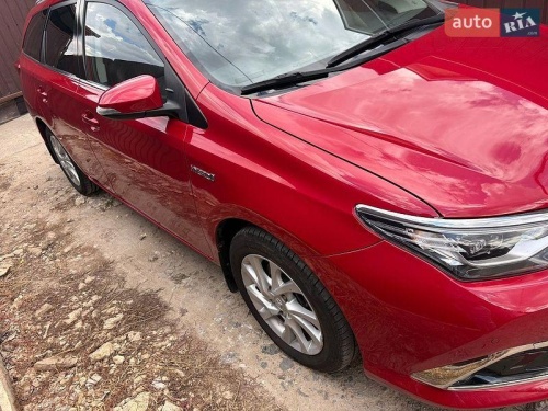 Toyota Auris 2016