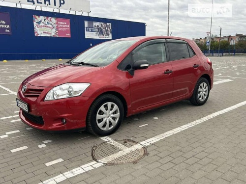 Toyota Auris 2010