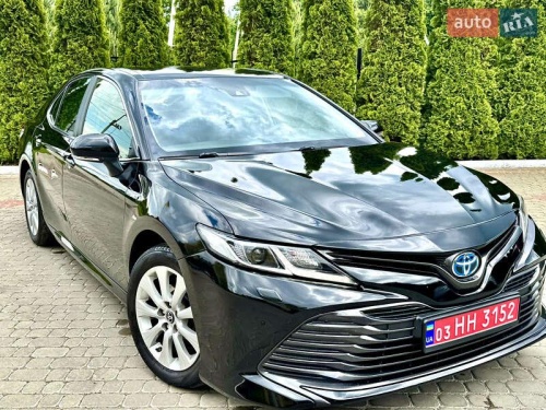 Toyota Camry 2020