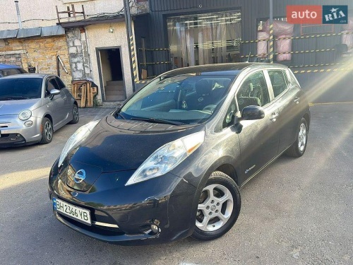 Nissan Leaf 2014