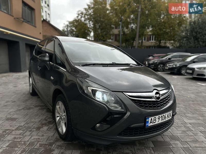 Opel Zafira 2012