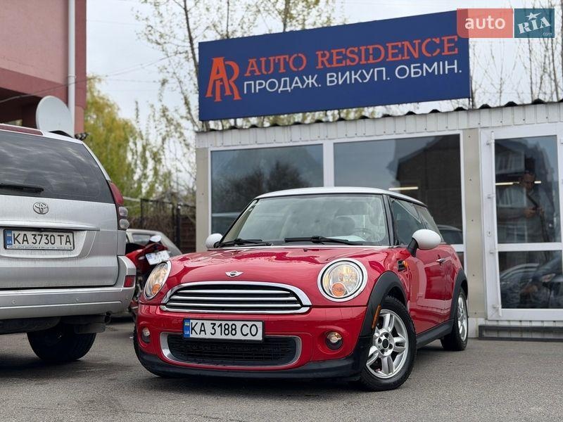 MINI Cooper 2011