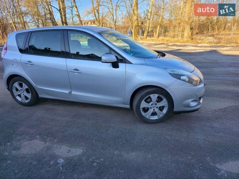 Renault Scenic 2010