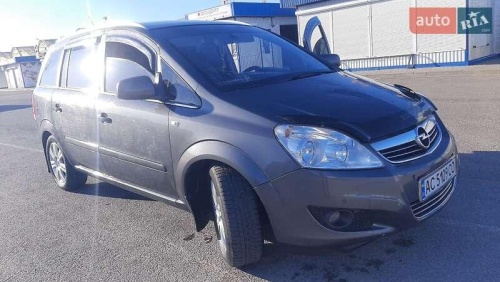 Opel Zafira 2011