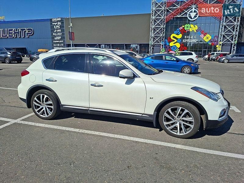 Infiniti QX50 2017