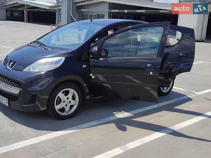 Peugeot 107 2011