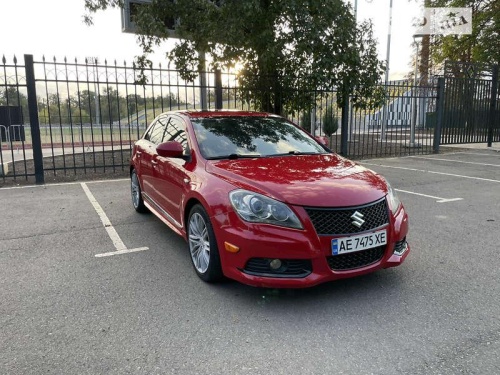 Suzuki Kizashi 2011