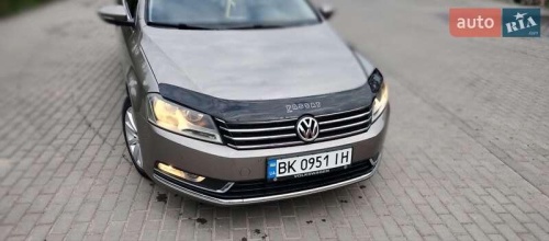 Volkswagen Passat 2011