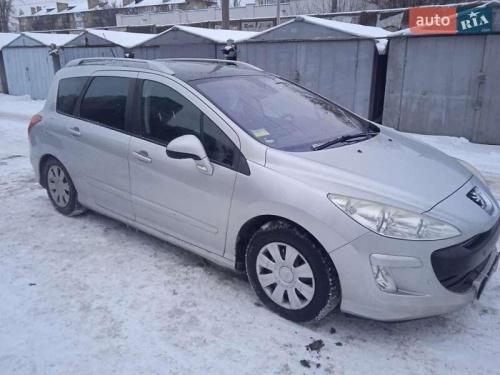 Peugeot 308 2011